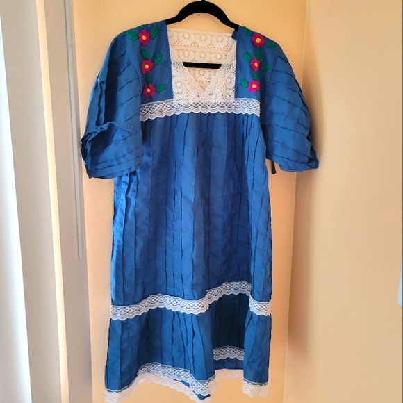 Vintage Homemade Cottagecore Dress - Picture 4 of 10
